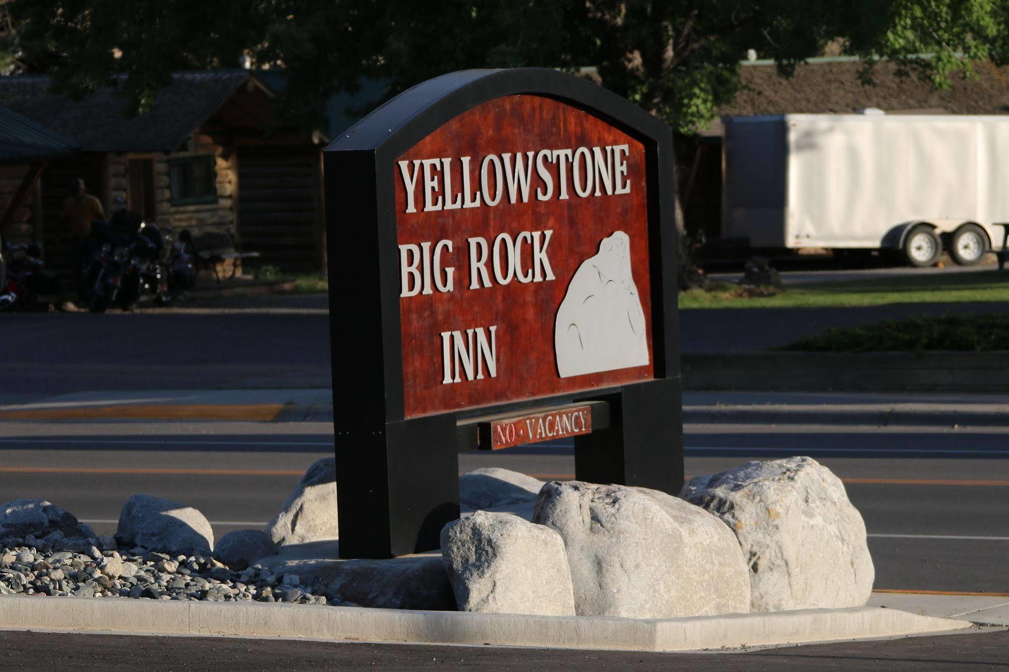 גרדינר Yellowstone Big Rock Inn מראה חיצוני תמונה