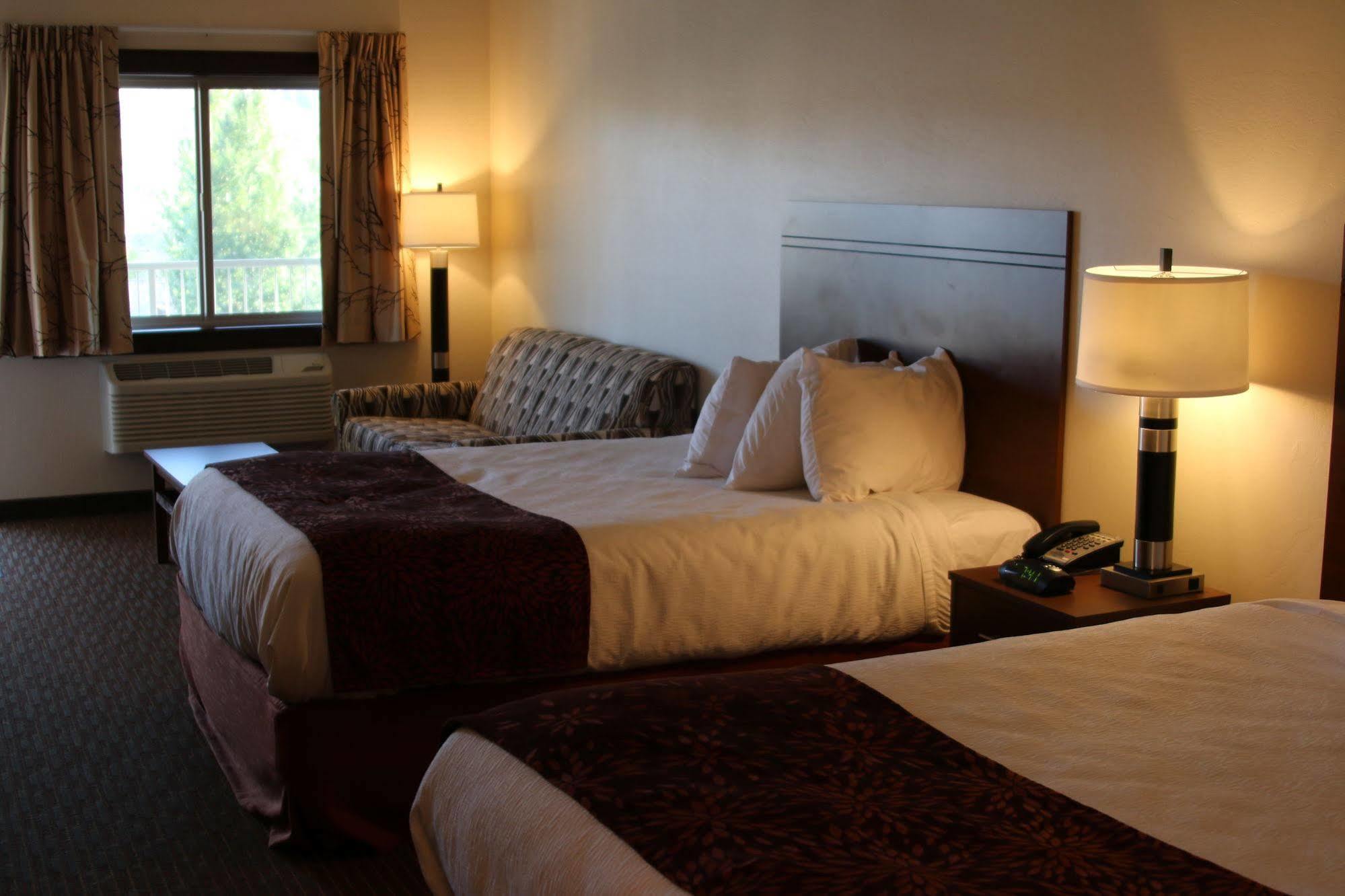 גרדינר Yellowstone Big Rock Inn מראה חיצוני תמונה